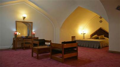 اتاق دو تخته هتل لاله بیستون کرمانشاه اتاق دو تخته هتل لاله بیستون کرمانشاه